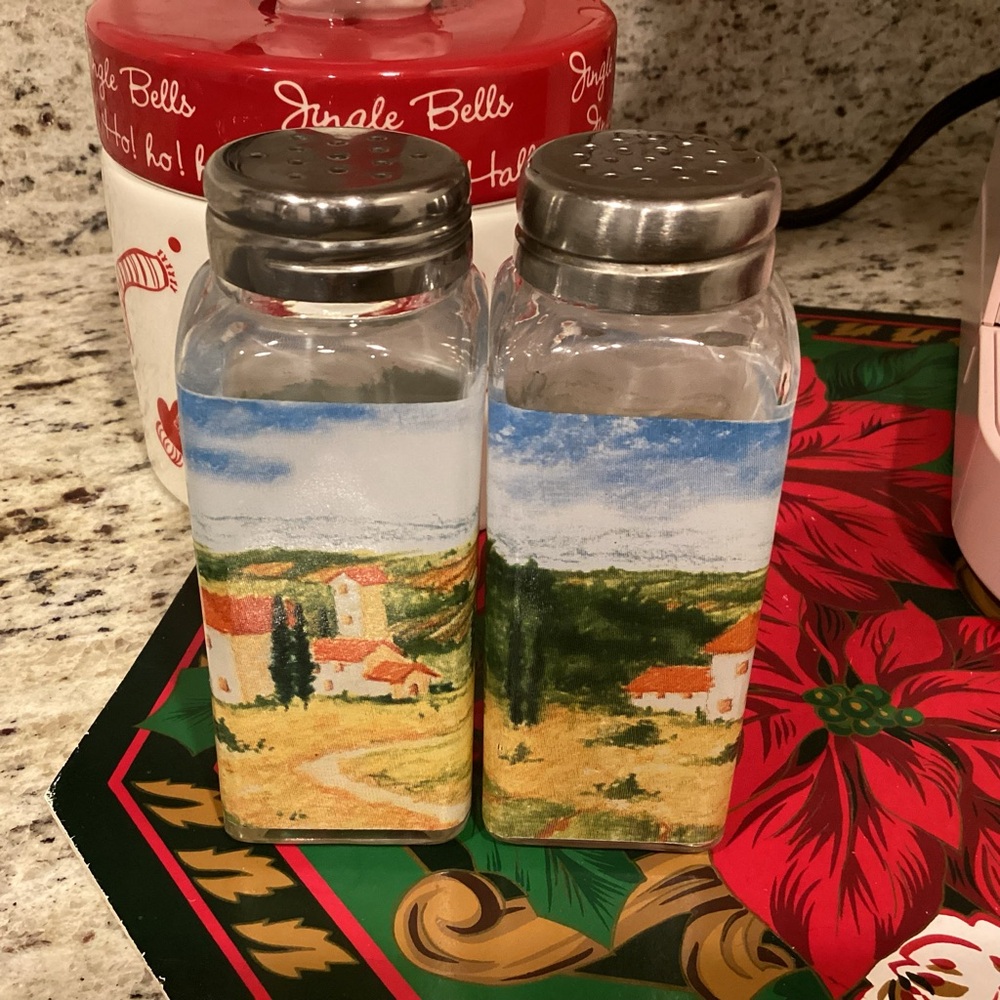 nordstrom’s home country scenic salt pepper shakers